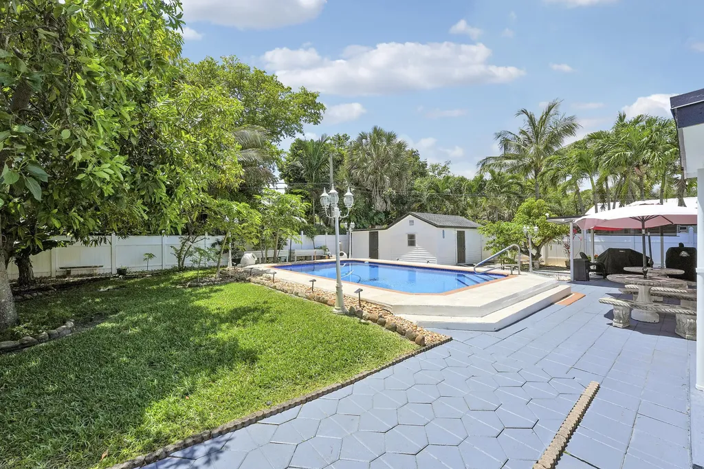 1360 SW 32nd Street Fort Lauderdale FL 33315