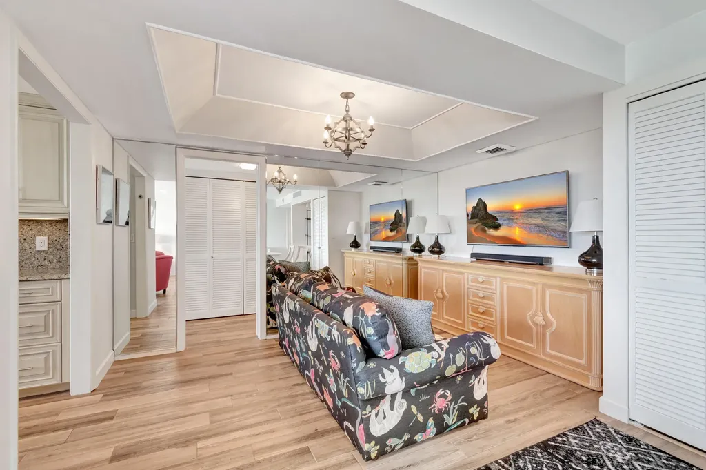 3589 S Ocean Boulevard South Palm Beach FL 33480