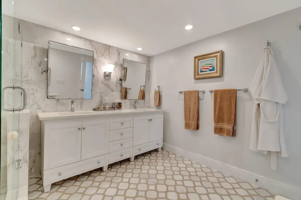 3589 S Ocean Boulevard South Palm Beach FL 33480