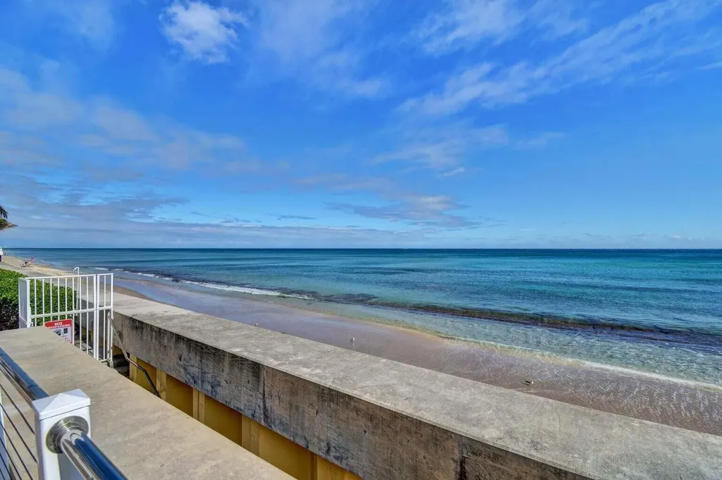 3589 S Ocean Boulevard South Palm Beach FL 33480