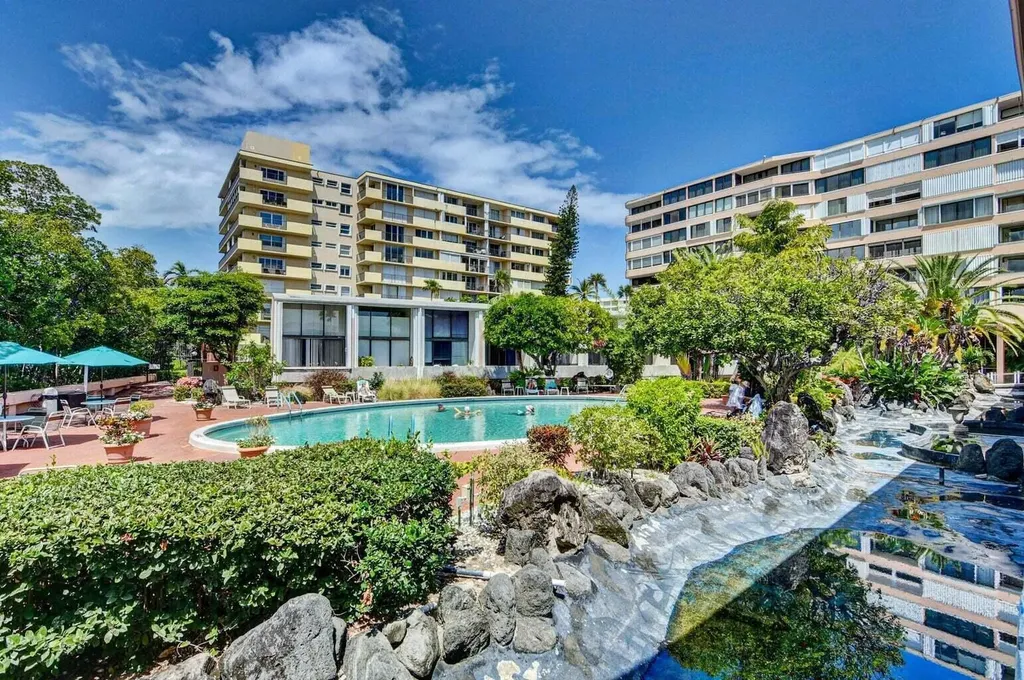 3589 S Ocean Boulevard South Palm Beach FL 33480