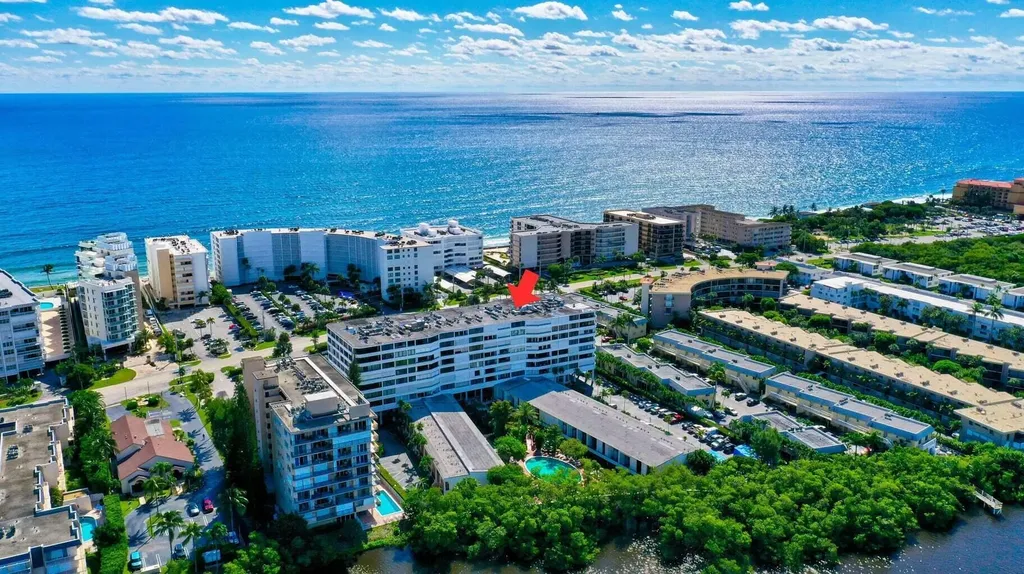 3589 S Ocean Boulevard South Palm Beach FL 33480