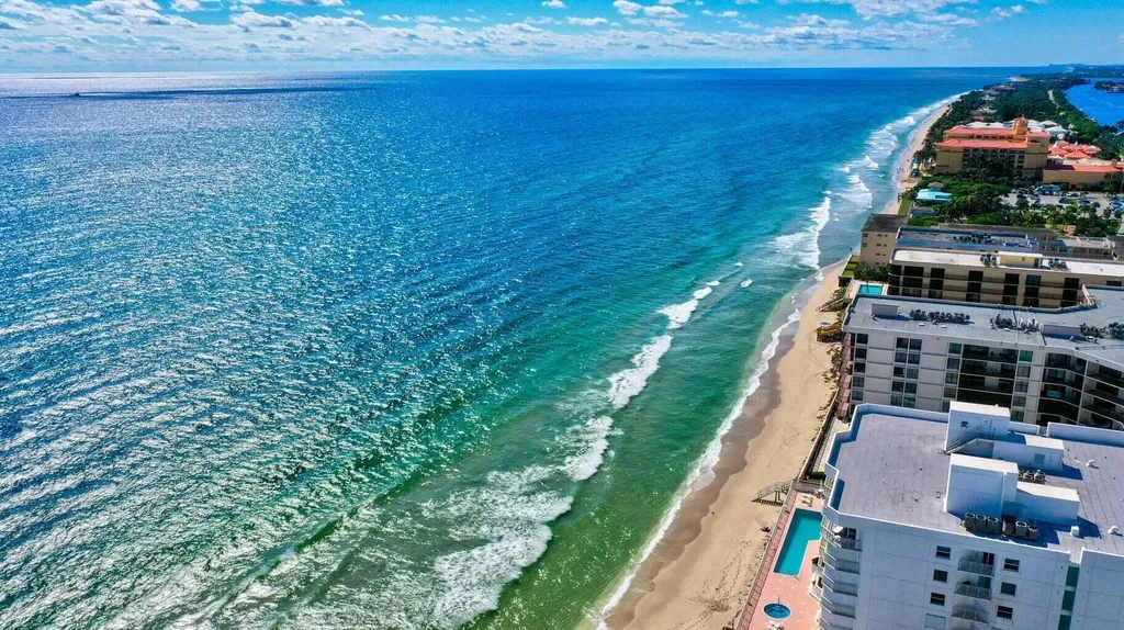 3589 S Ocean Boulevard South Palm Beach FL 33480