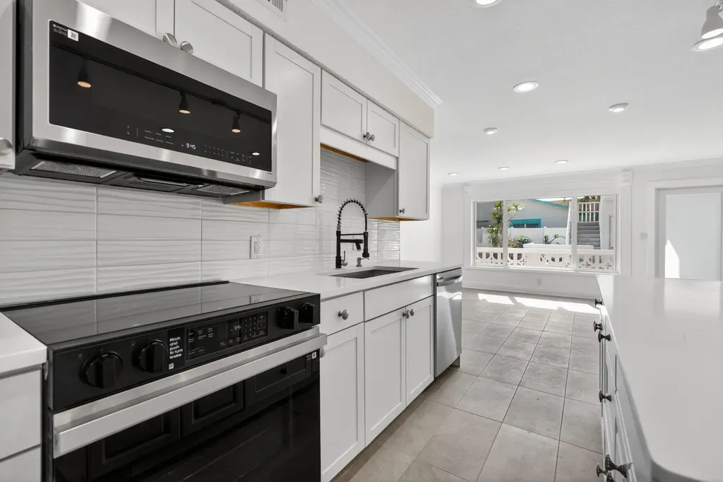 624 Southwind Circle North Palm Beach FL 33408