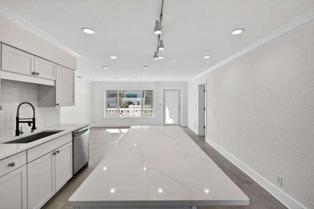 624 Southwind Circle North Palm Beach FL 33408