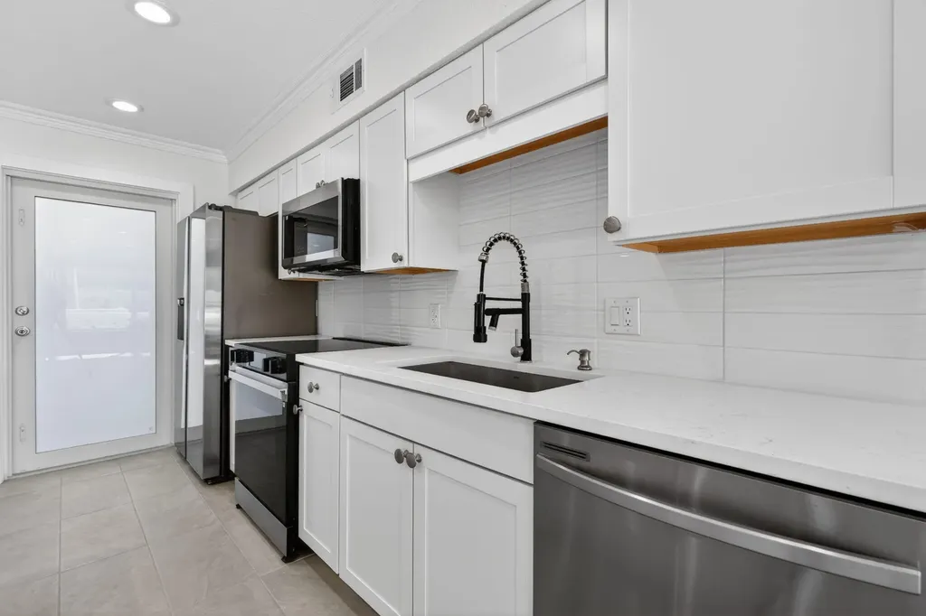 624 Southwind Circle North Palm Beach FL 33408