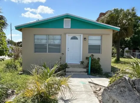1601 N 17th Street Fort Pierce FL 34950
