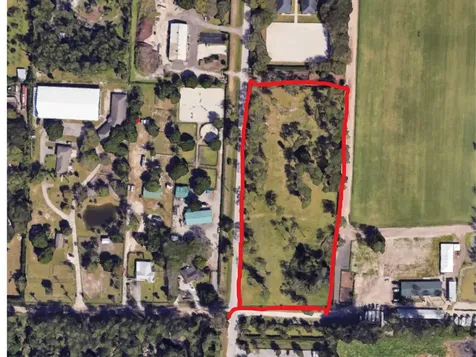 392 F Road Loxahatchee Groves FL 33470