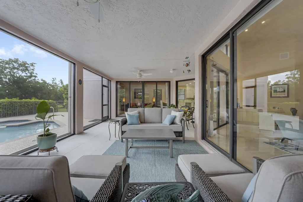 7762 La Corniche Circle Boca Raton FL 33433