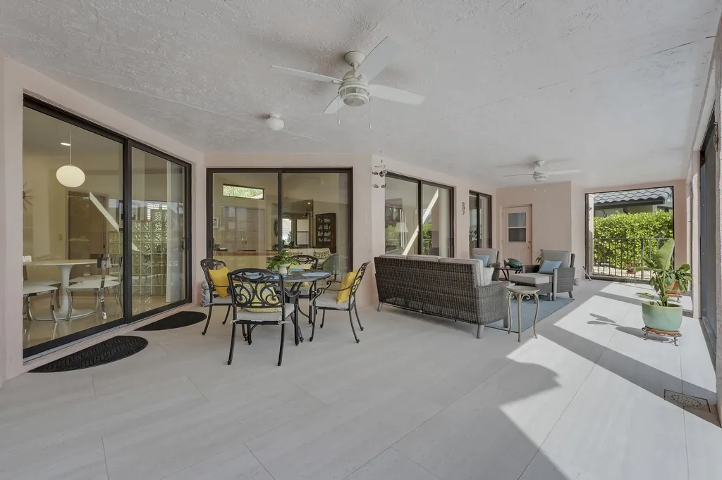 7762 La Corniche Circle Boca Raton FL 33433