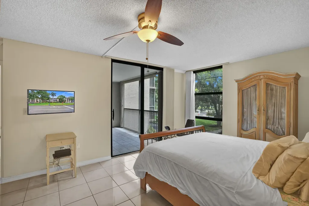 2800 N 46th Avenue Hollywood FL 33021
