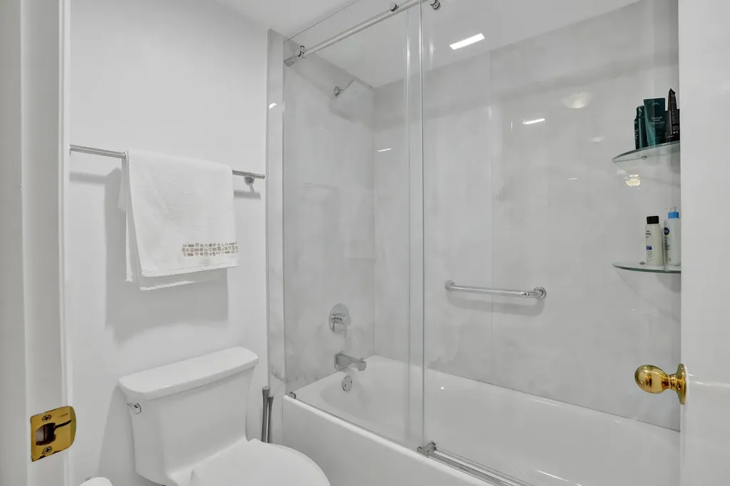 2800 N 46th Avenue Hollywood FL 33021