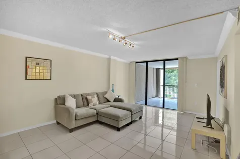 2800 N 46th Avenue Hollywood FL 33021