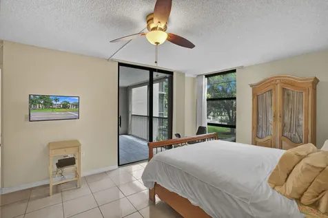 2800 N 46th Avenue Hollywood FL 33021