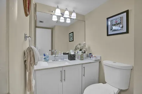 2800 N 46th Avenue Hollywood FL 33021