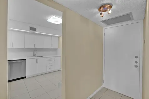 2800 N 46th Avenue Hollywood FL 33021