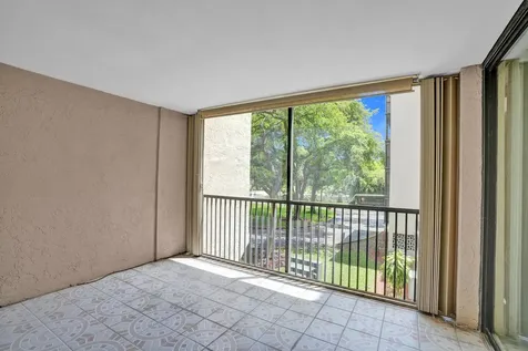 2800 N 46th Avenue Hollywood FL 33021