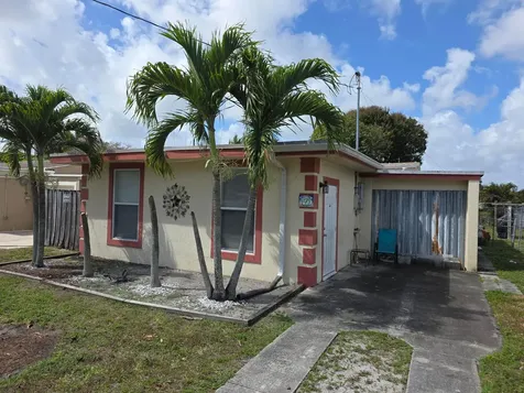 7 Miller Road Palm Springs FL 33461