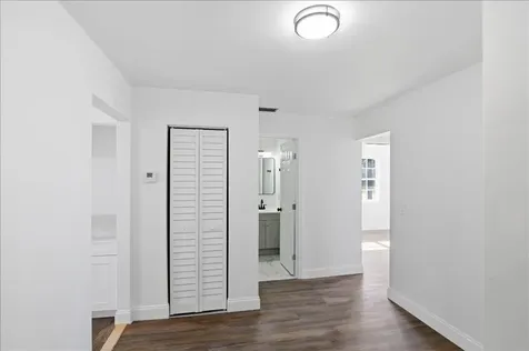 270 SW 10th Avenue South Bay FL 33493