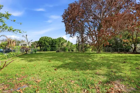 295 NW Archer Avenue Port St Lucie FL 34983