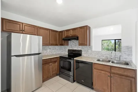 295 NW Archer Avenue Port St Lucie FL 34983