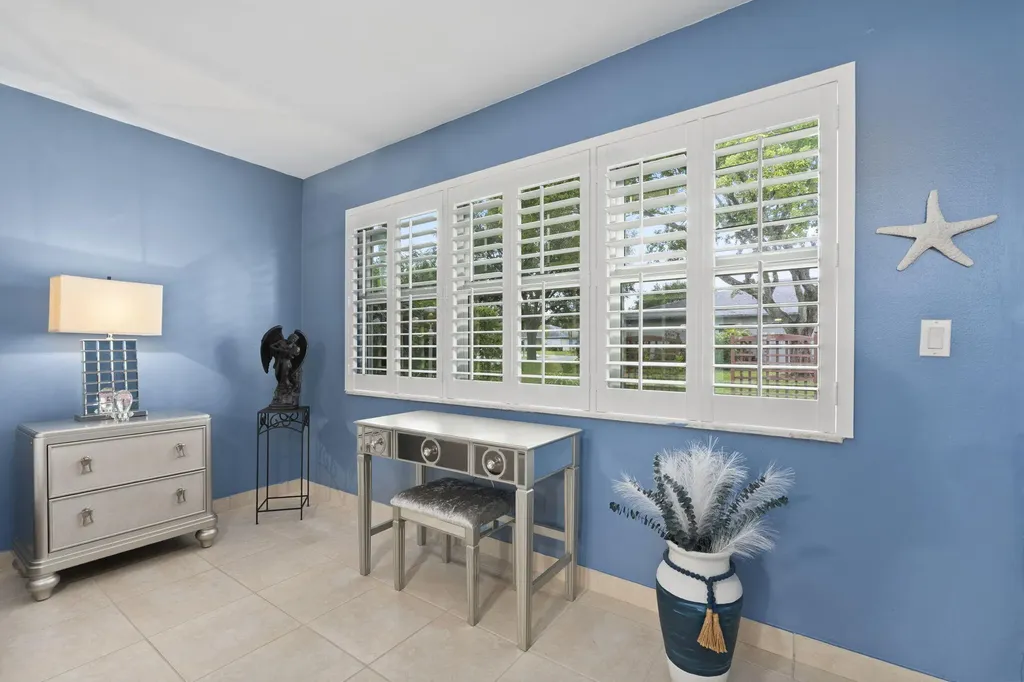 1177 S Drive Circle Delray Beach FL 33445