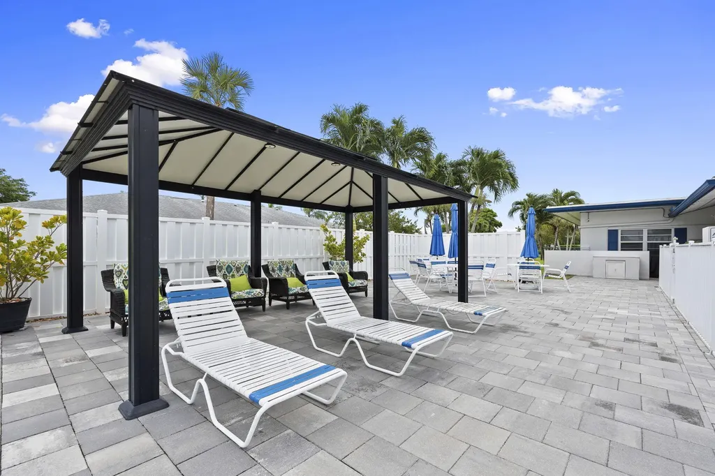 1177 S Drive Circle Delray Beach FL 33445