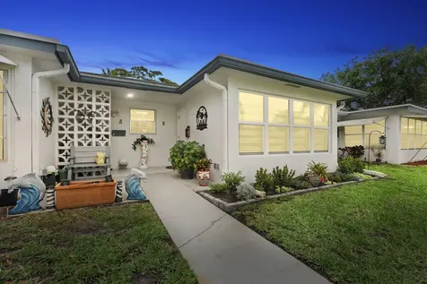 1177 S Drive Circle Delray Beach FL 33445