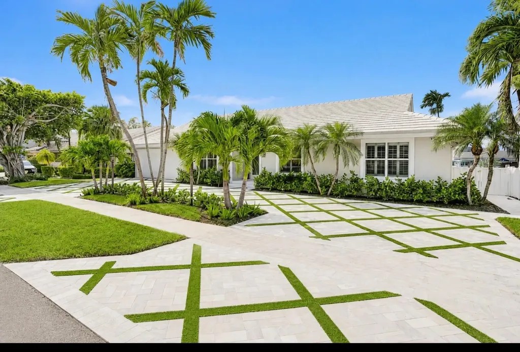 885 Nafa Drive Boca Raton FL 33487