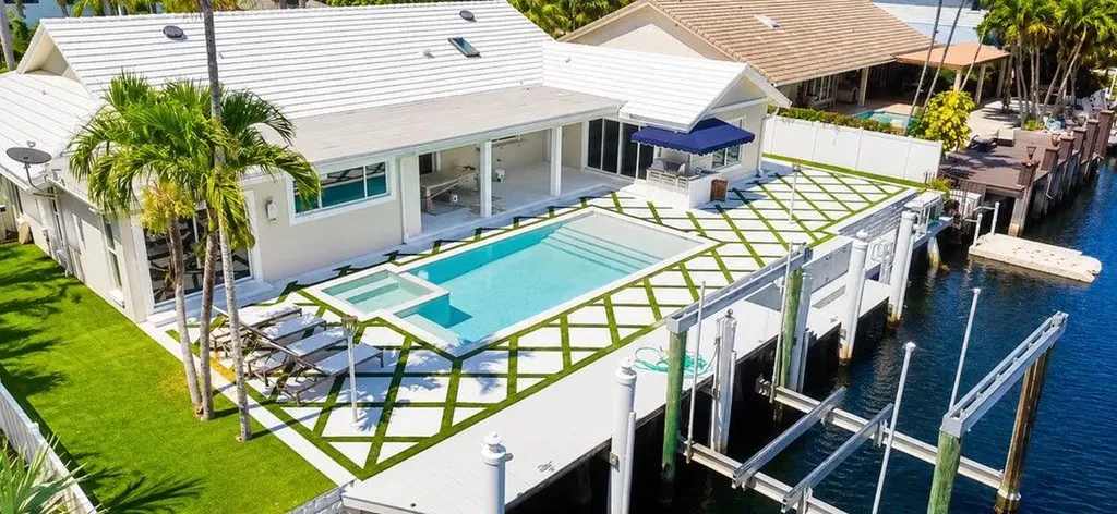 885 Nafa Drive Boca Raton FL 33487