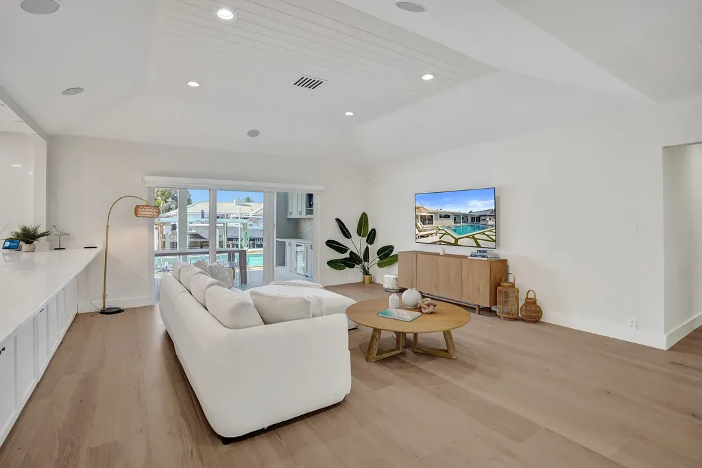 885 Nafa Drive Boca Raton FL 33487