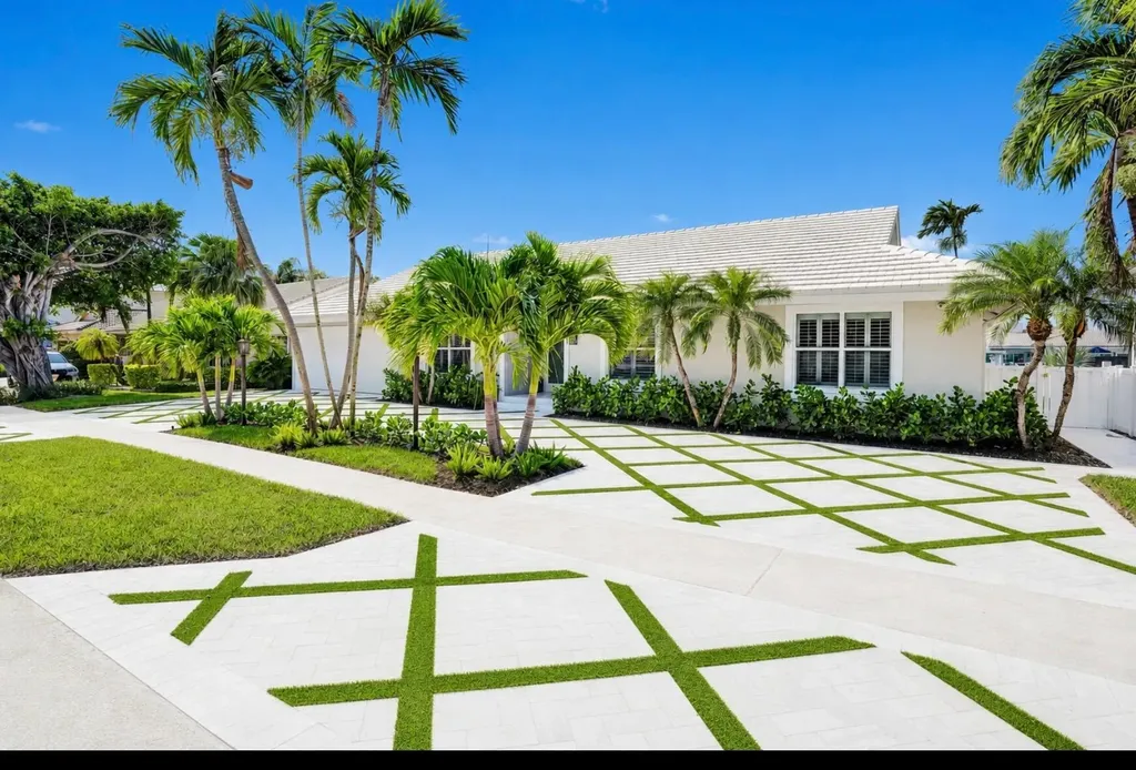 885 Nafa Drive Boca Raton FL 33487
