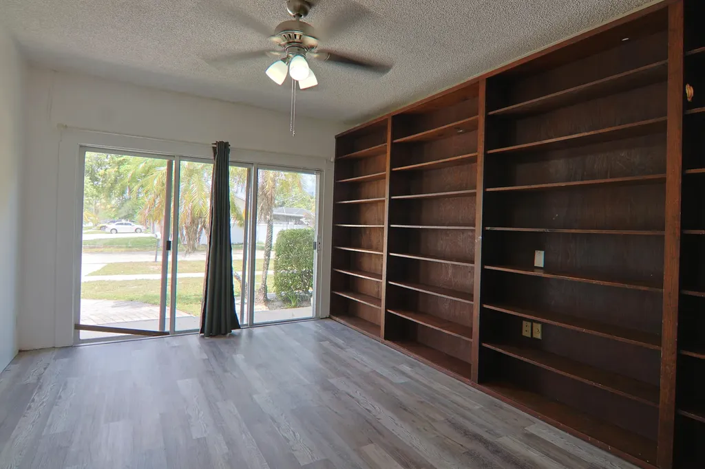 3470 SW 4th Street Deerfield Beach FL 33442