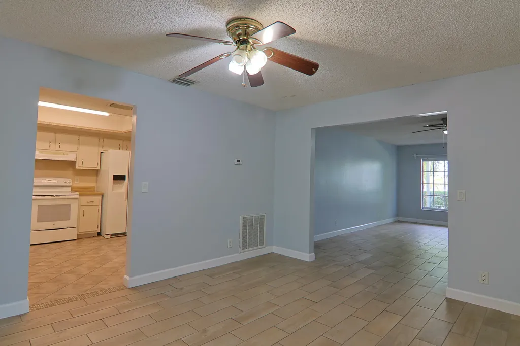 3470 SW 4th Street Deerfield Beach FL 33442