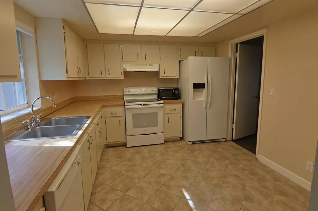 3470 SW 4th Street Deerfield Beach FL 33442