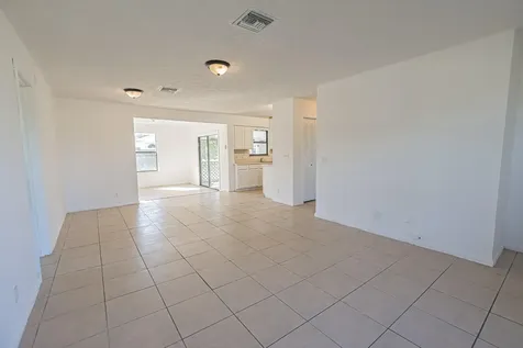 993 SW Cecil Lane Port St Lucie FL 34953
