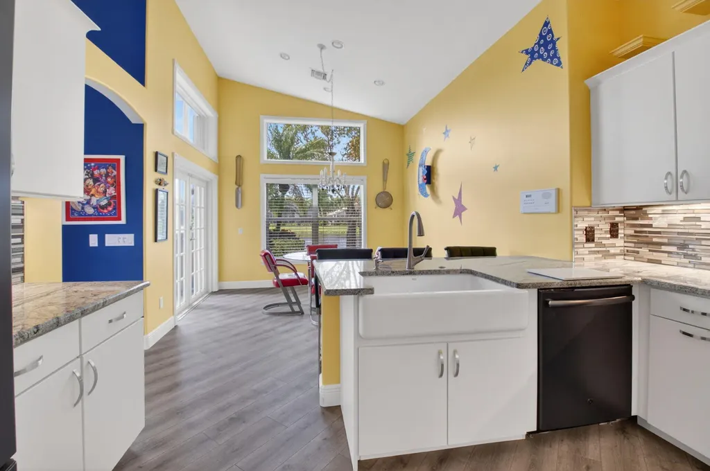 7528 Tarpon Cove Circle Lake Worth FL 33467