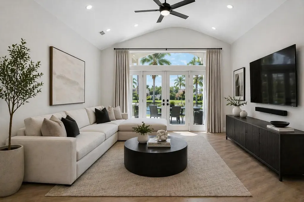 7528 Tarpon Cove Circle Lake Worth FL 33467