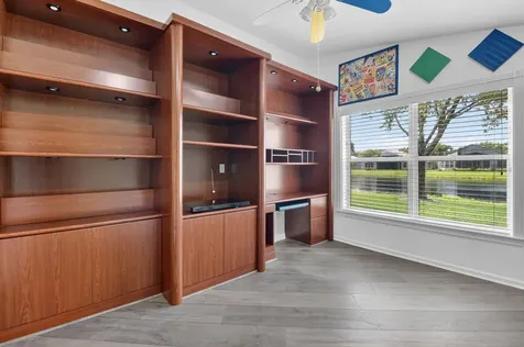 7528 Tarpon Cove Circle Lake Worth FL 33467