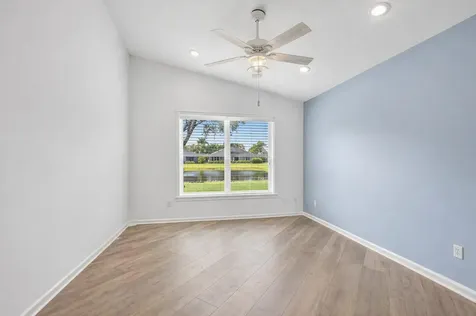 7528 Tarpon Cove Circle Lake Worth FL 33467