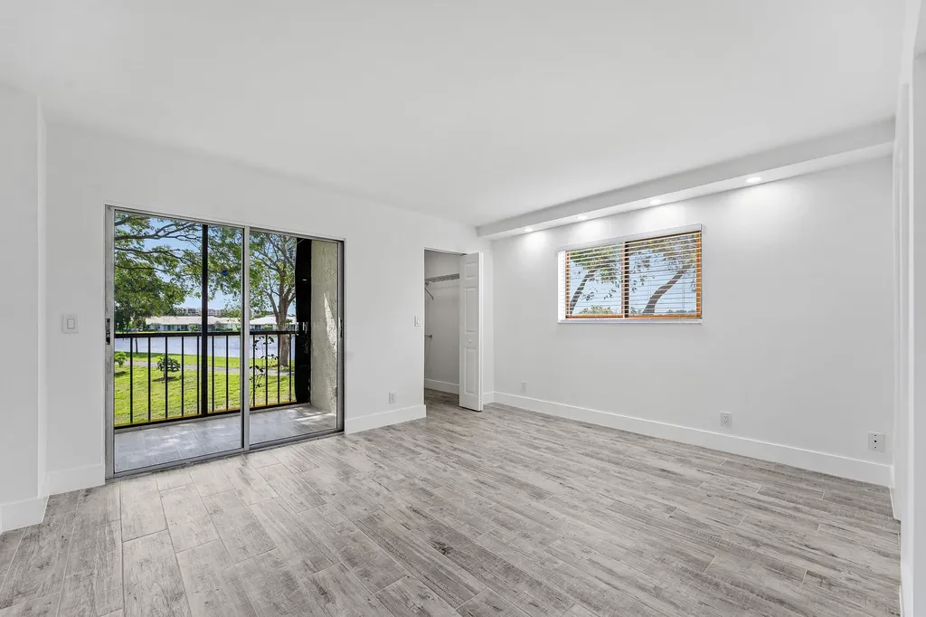 7192 Huntington Lane Delray Beach FL 33446