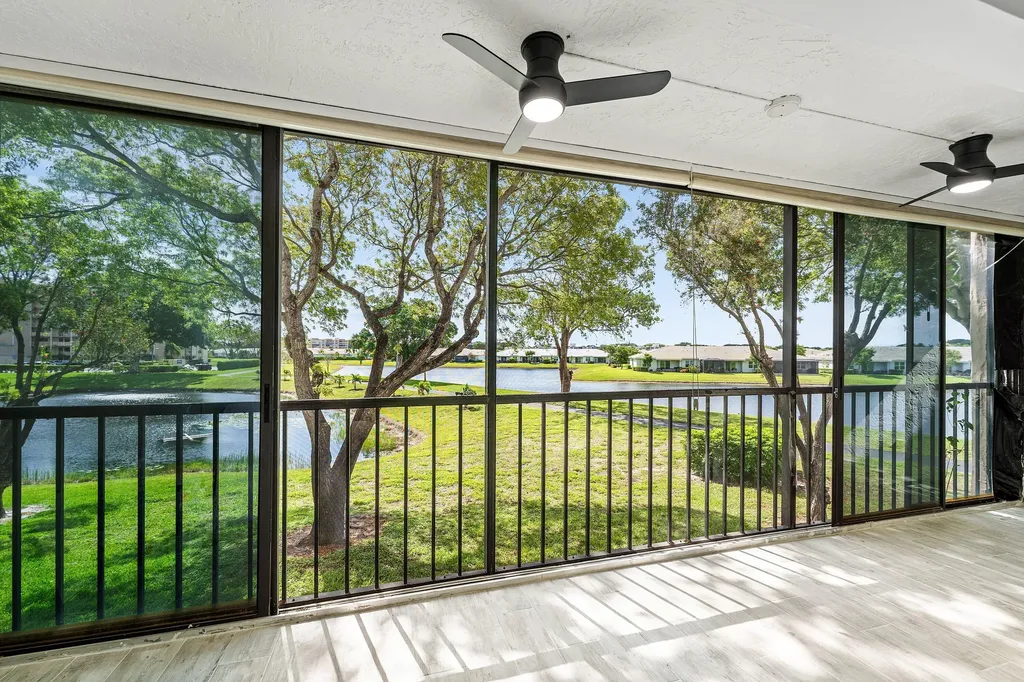 7192 Huntington Lane Delray Beach FL 33446
