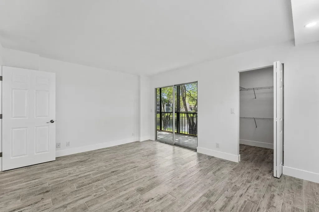 7192 Huntington Lane Delray Beach FL 33446