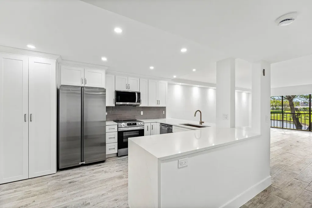 7192 Huntington Lane Delray Beach FL 33446
