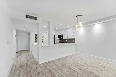 7192 Huntington Lane Delray Beach FL 33446