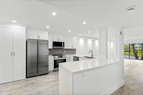 7192 Huntington Lane Delray Beach FL 33446
