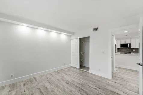 7192 Huntington Lane Delray Beach FL 33446