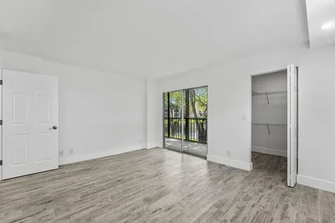 7192 Huntington Lane Delray Beach FL 33446