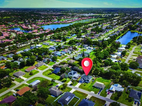 1633 SW Davis Street Port St Lucie FL 34953