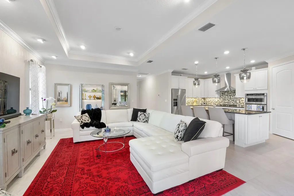 4640 E Pinehurst Trail Trail E Fort Lauderdale FL 33309